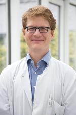Dr. Boris Mönter Dr. Boris Mönter
