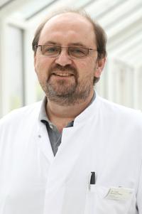 Dr. Pillny Dr. Pillny