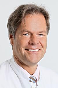 Dr. Frank P. Müller Dr. Frank P. Müller