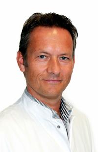 Dr. Oliver Müller-Klönne